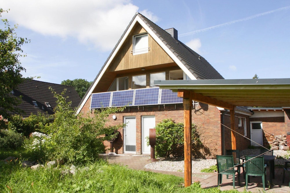 Holiday Home in Neukirchen Near Sylt Beach — 4-Star Luxury Hotel in Neukirchen, Germany