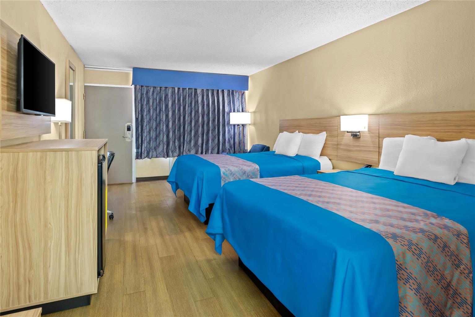 Days Inn by Wyndham Lafayette Near Lafayette Airport - photo 13