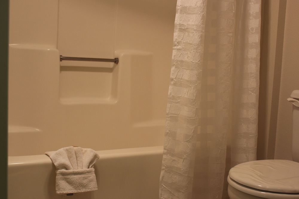 O'cairns Inn & Suites - photo 12