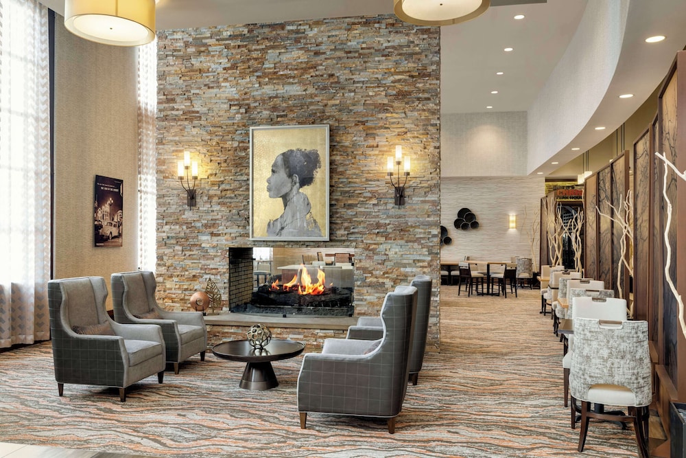 Embassy Suites Chattanooga Hamilton Place - photo 2