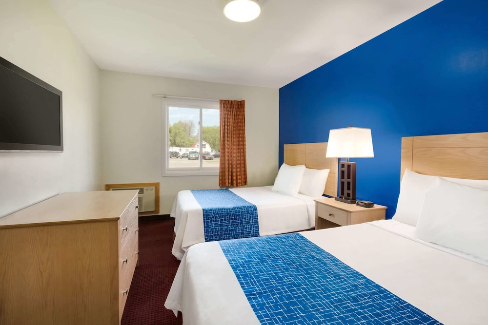 Travelodge by Wyndham Niagara Falls - photo 18