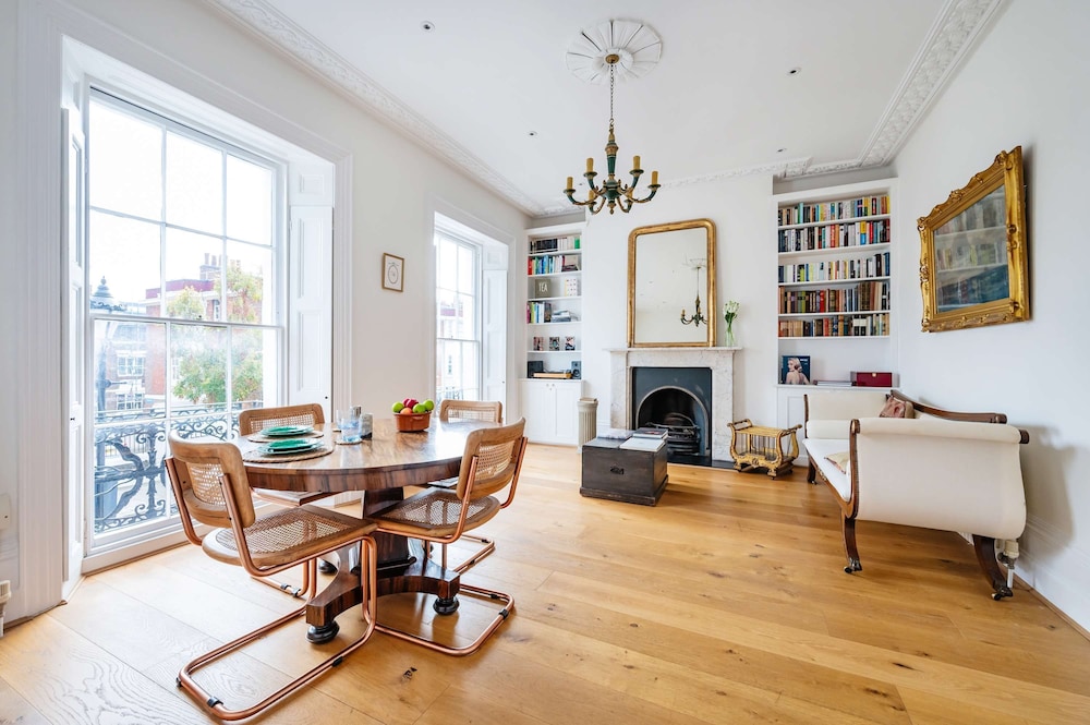 Highlife and Islington by Out of Office Lifestyle — 4-Star Luxury Hotel in London, United Kingdom