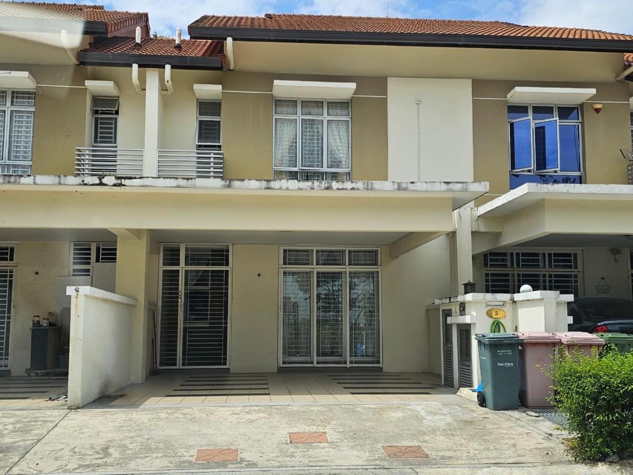 The School Homestay — 4-Star Luxury Hotel in Putrajaya, Malaysia