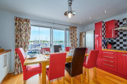 Marina View — 4-Star Luxury Hotel in Plymouth, United Kingdom