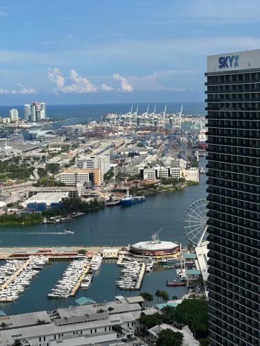 Glamorous Gale Miami Ocean View Balcony Resort & Spa - photo 36