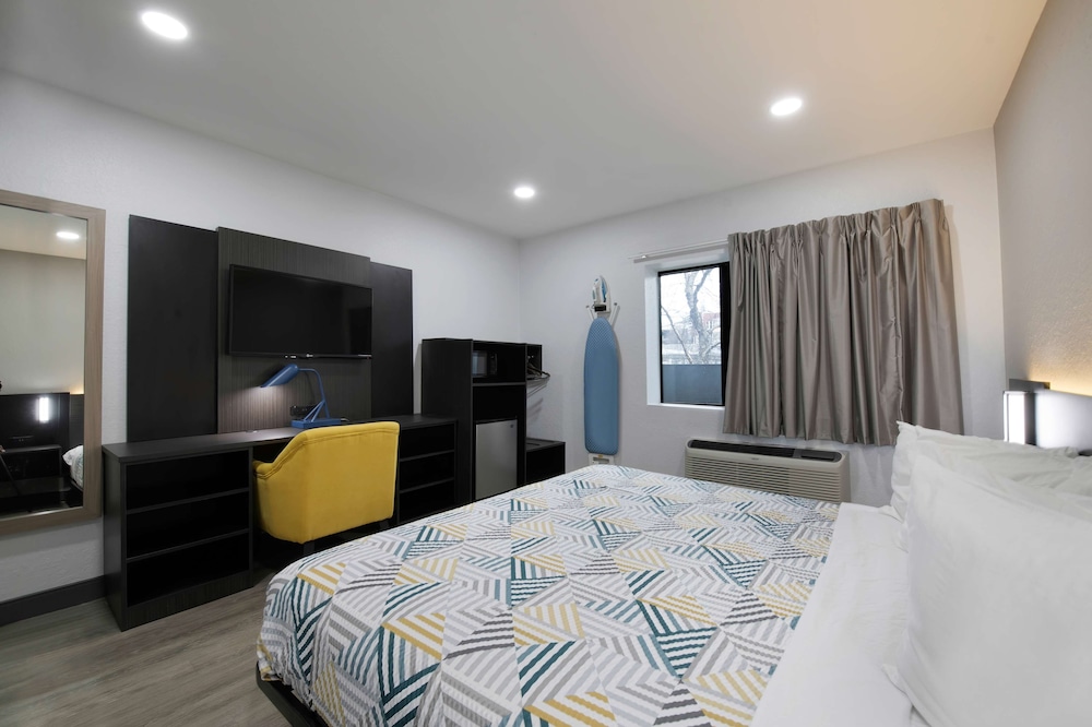 Motel 6 Atlanta GA Downtown - photo 13