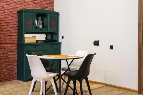 Stylish 1BR Apartment in Tbilisi By Wehost