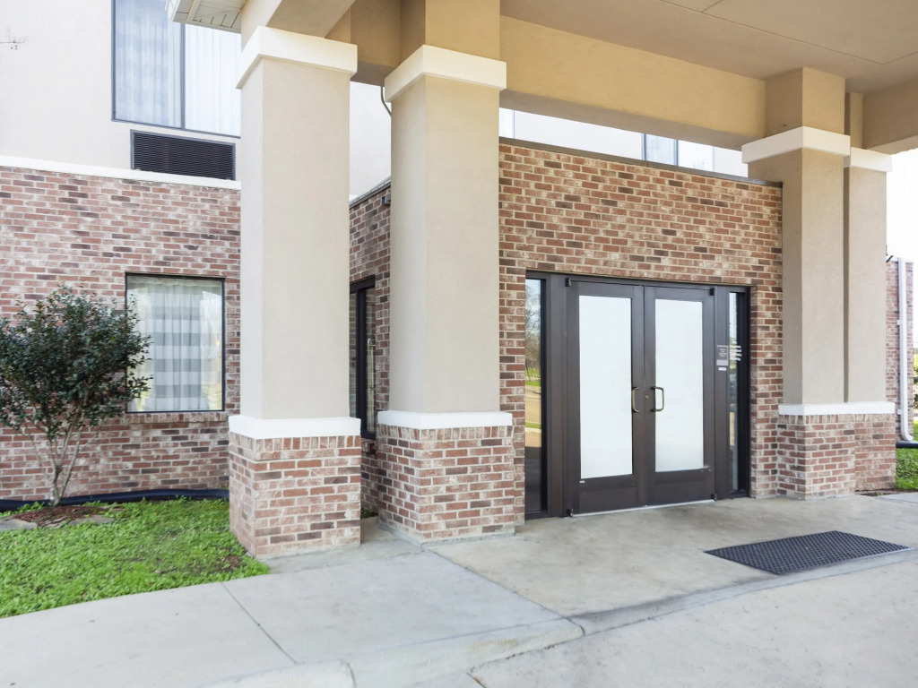 Ramada by Wyndham Jackson MS - photo 7