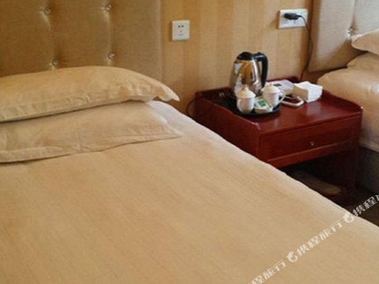 Yangguang Motel — hotel in Qiaozhuang