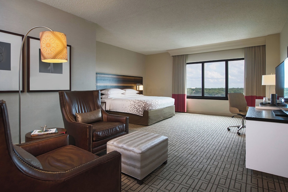 Renaissance Austin Hotel - photo 23
