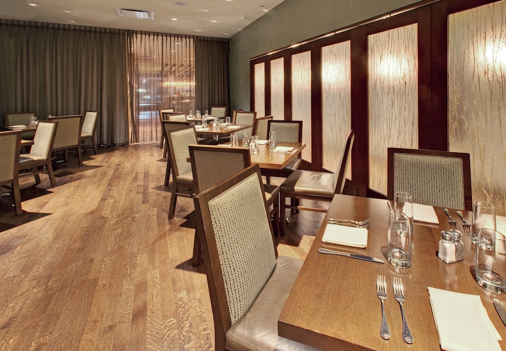 Crowne Plaza Lombard Downers Grove by IHG - photo 41