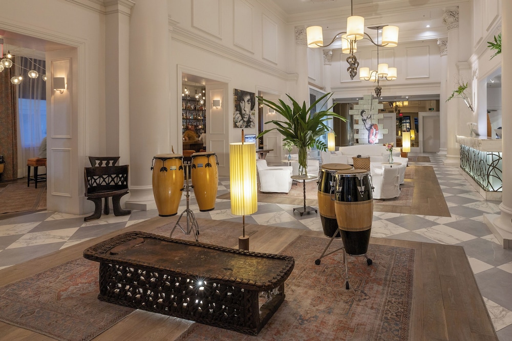 International House Hotel - photo 18