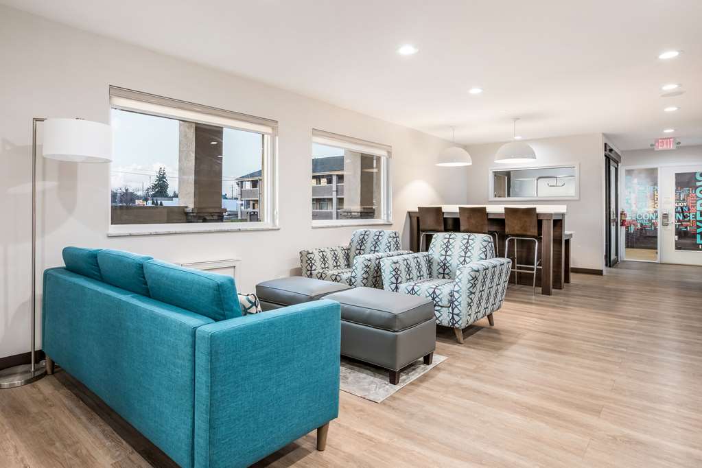 Clarion Pointe East Lansing University Area - photo 5
