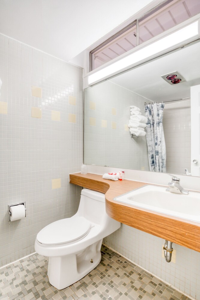Extended Stay Greensboro - photo 19