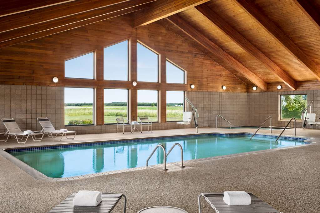 AmericInn by Wyndham Baudette - photo 17