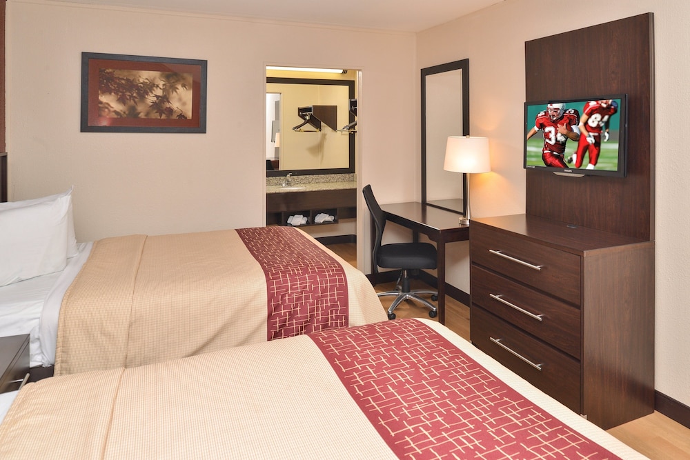 Red Roof Inn Marietta - photo 6