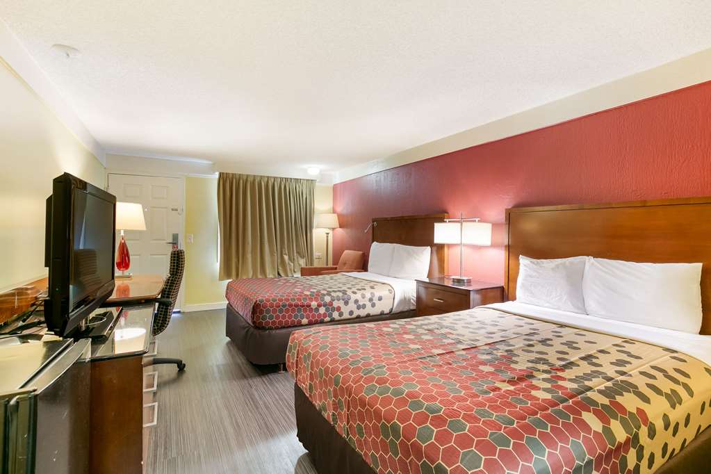 Econo Lodge Frederick I 70 - photo 15