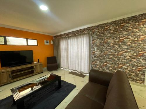 Cozy Inn — Maseru — photo 3