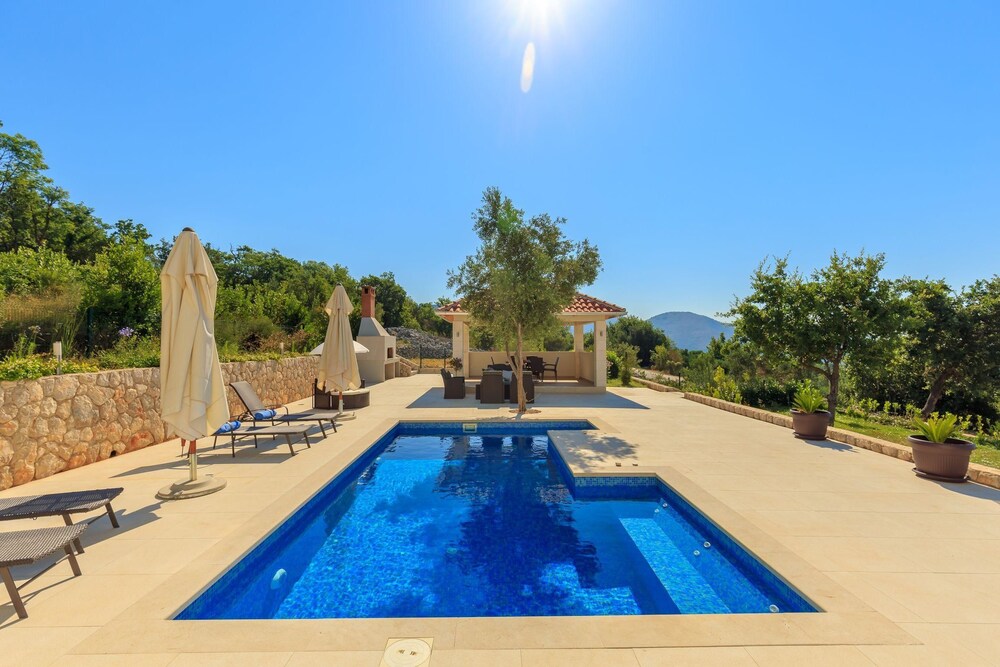 Hedera Estate Villa Hedera VII — 4-Star Luxury Hotel in Dubrovnik, Croatia