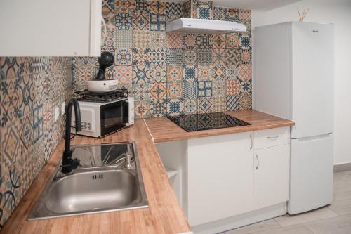 Al Bash in Elvas, Portugal