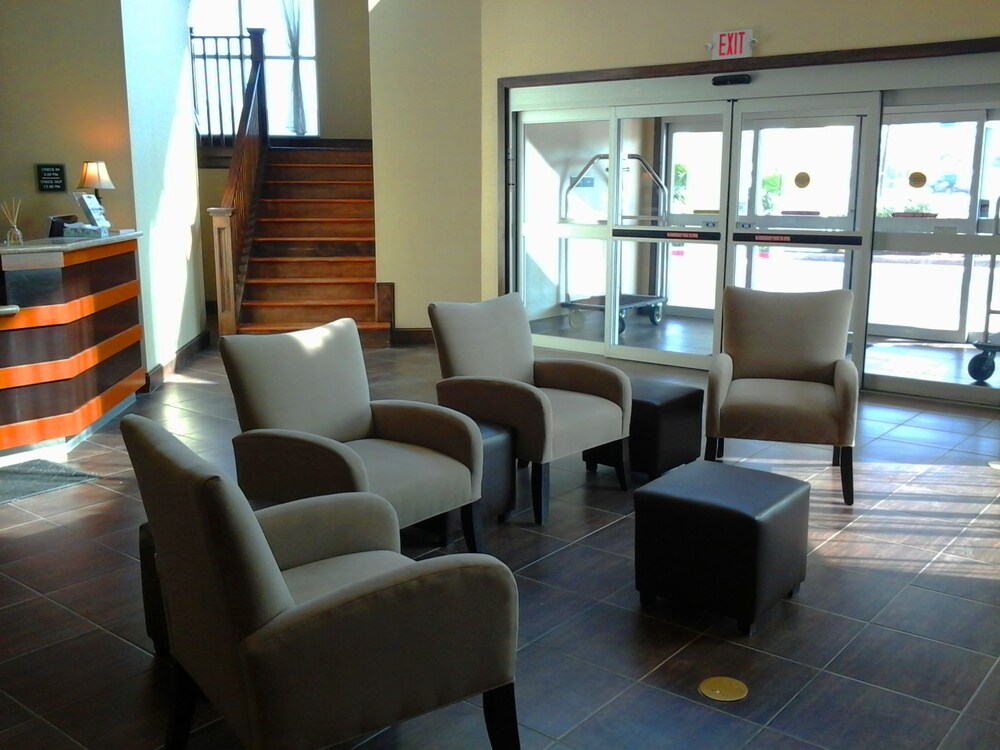Rivers Inn & Suites - photo 20