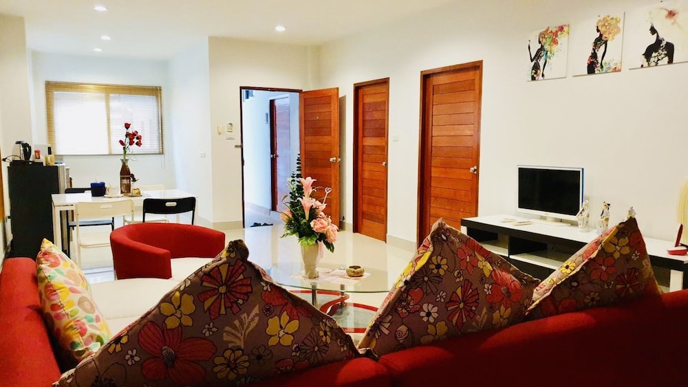Siray House 5628417 — Ratsada