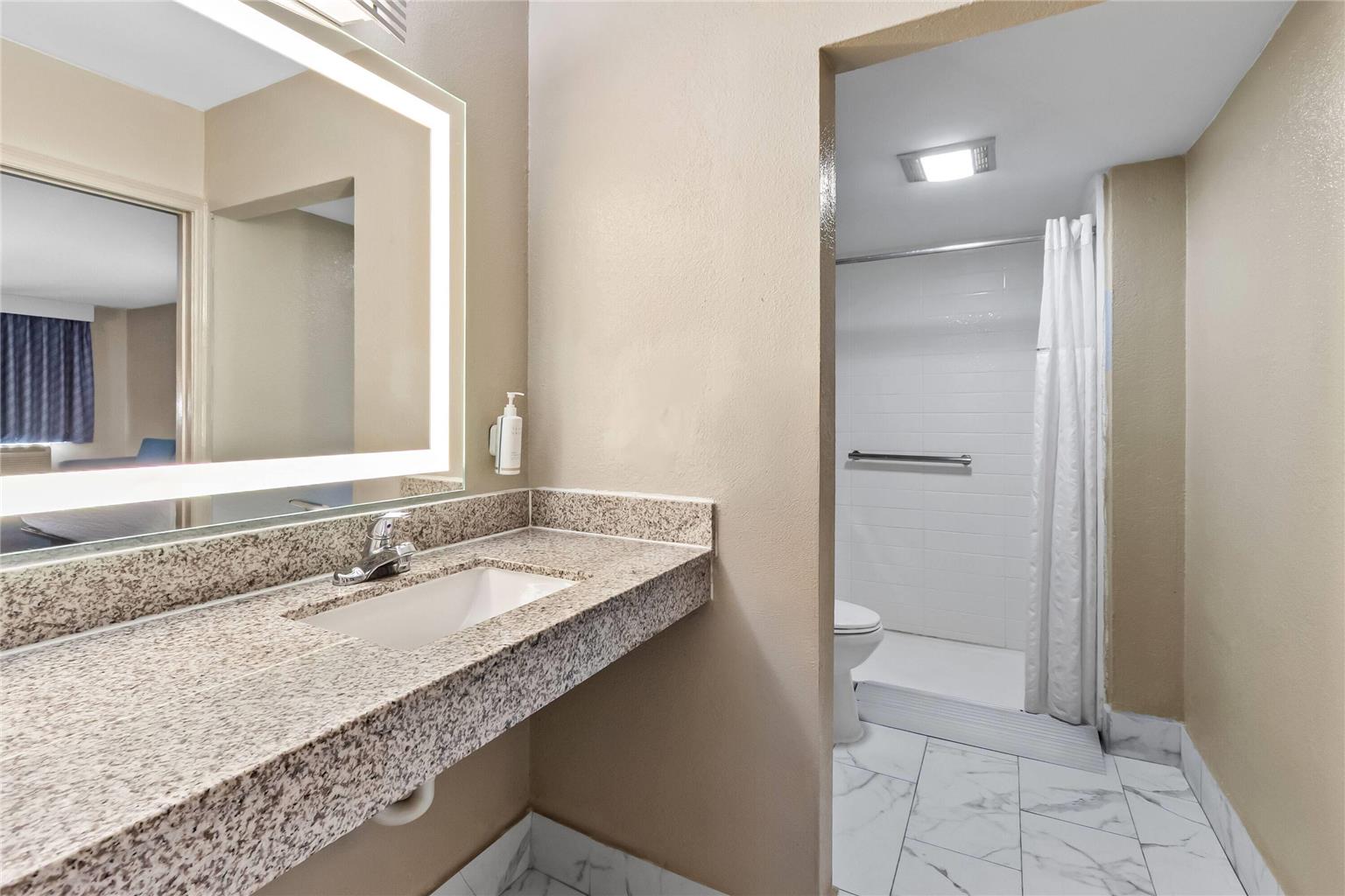 Days Inn by Wyndham Goose Creek - photo 25