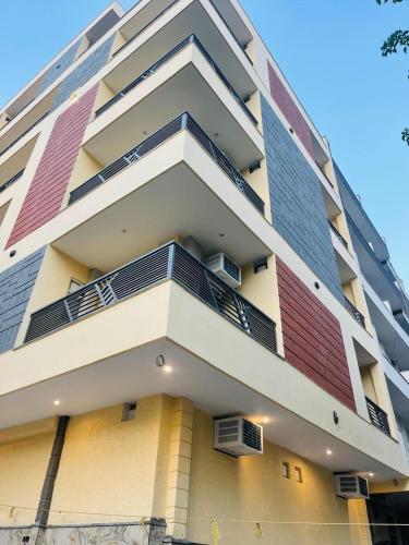 Vibe Communal Living - last minute hotel in Unknown City