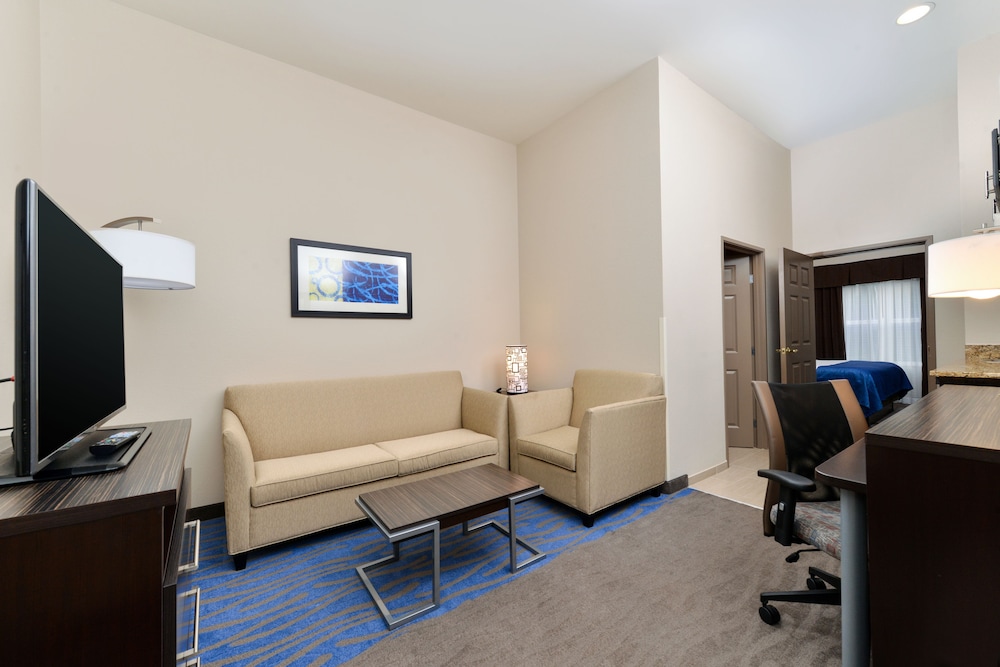 Holiday Inn Express St. Louis West O'Fallon by IHG - photo 7