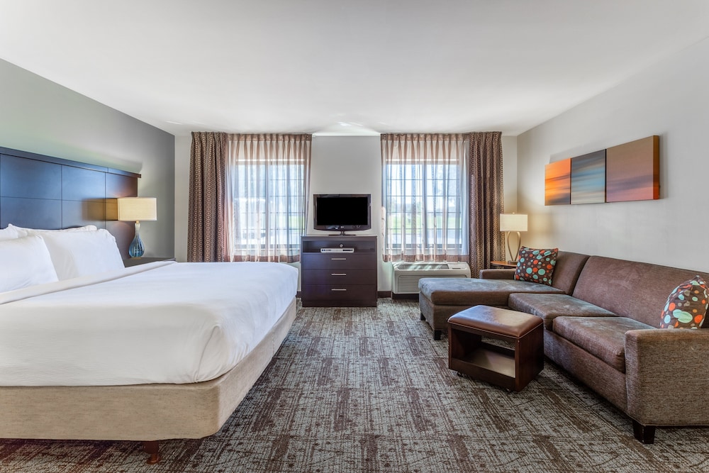Staybridge Suites Davenport by IHG - photo 12