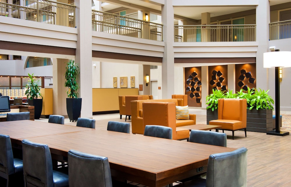 Embassy Suites by Hilton Seattle Bellevue - photo 6