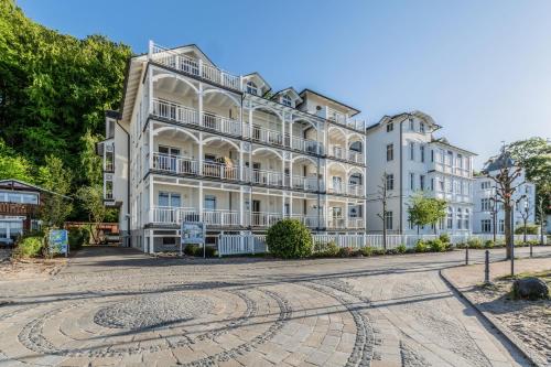 Villa _Strandperle_ App_ 9_ nur 20 — 4-Star Luxury Hotel in Ostseebad Binz, Germany
