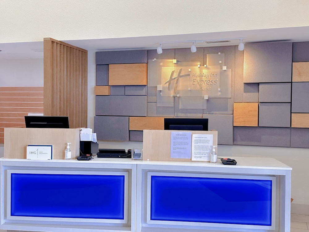 Holiday Inn Express & Suites Prospect Heights by IHG - photo 2