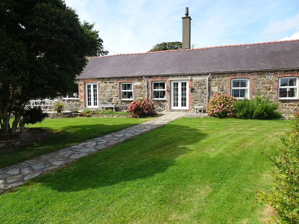 4 Bed in Pwllheli oc tshipp — hotel in Pwllheli