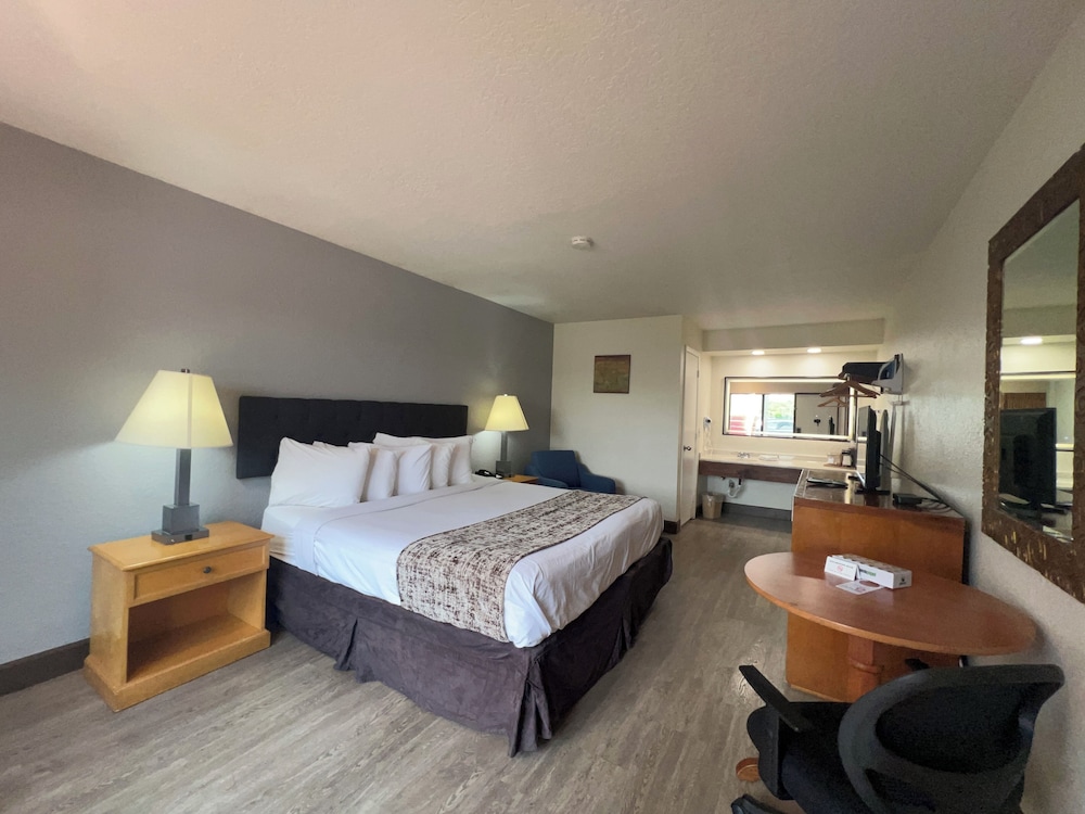 Garden Inn Homestead - photo 27