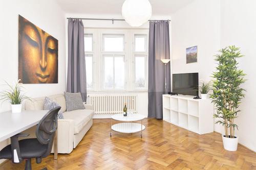 Apartments with 2 Bathrooms 5 minutes from Old Town 102 m2 — 4-Star Luxury Hotel in Prague, Czech Republic