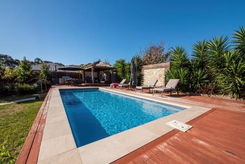 Sunrise Oasis Luxe Pool Spa Cinema — Rosebud — photo 3