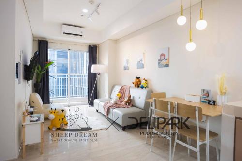 SheepDream 11DV DeliparkMall 2Bedroom 2Bathroom — 4-Star Luxury Hotel in Medan, Indonesia
