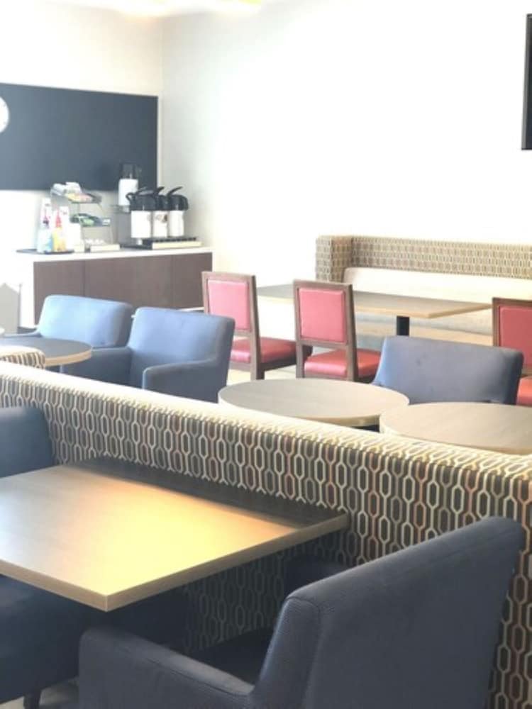 Holiday Inn Express Venice by IHG - photo 33