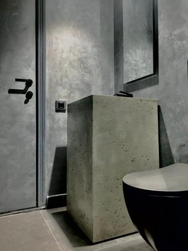 M1 Apartment