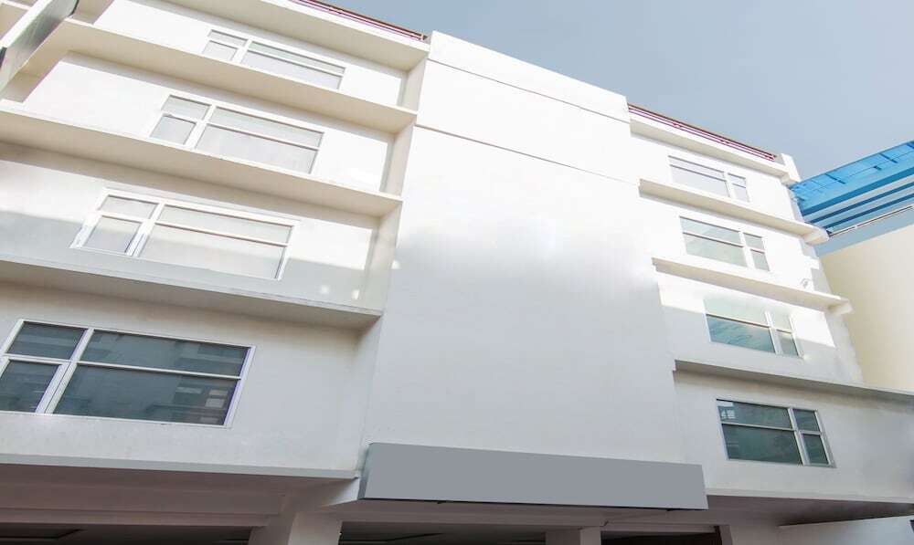 Treebo Bipin International - last minute hotel in Lucknow