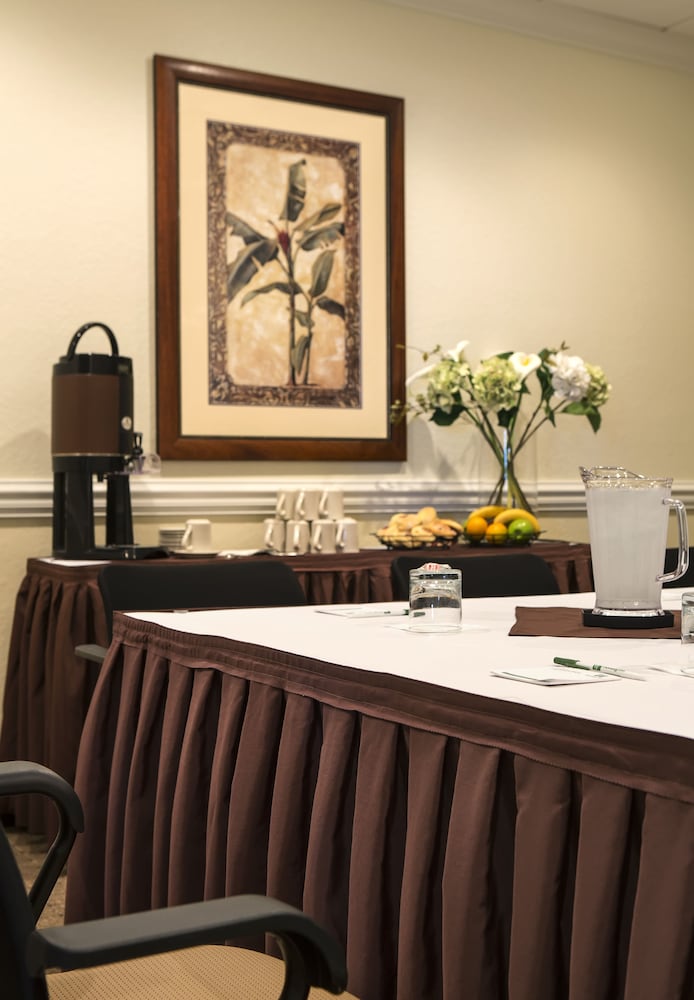 Holiday Inn Resort Orlando Lake Buena Vista by IHG - photo 85
