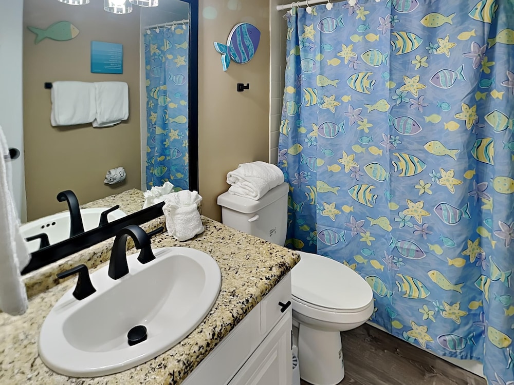 Emerald Towers II by Southern Vacation Rentals - photo 12