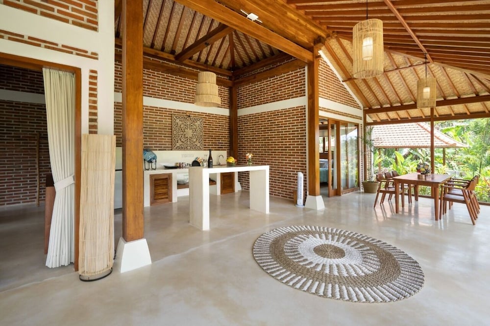 Kampung Uma Dawa Villas and Spa — 5-Star Luxury Hotel in Ubud, Indonesia