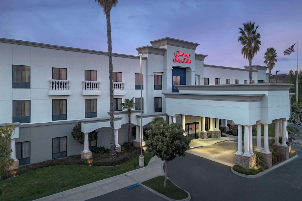 Hampton Inn & Suites Paso Robles - photo 41