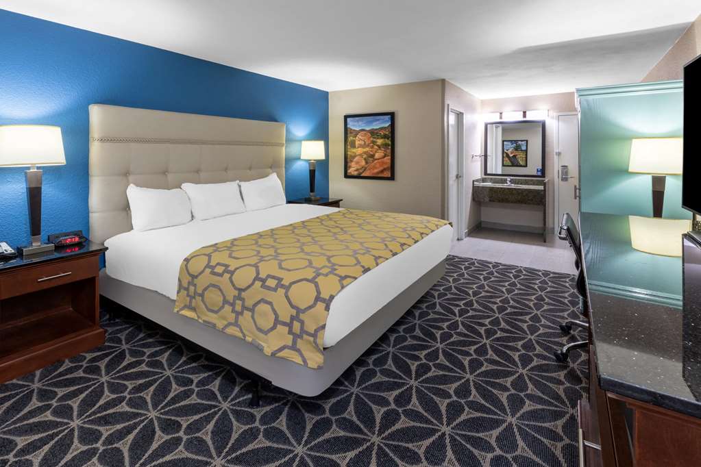 Baymont by Wyndham McAllen Pharr - photo 40