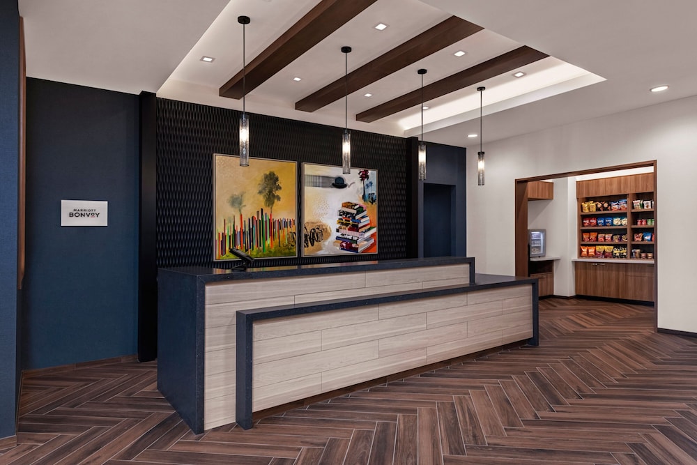 SpringHill Suites by Marriott Chula Vista Eastlake - carbon neutral hotel in Chula Vista