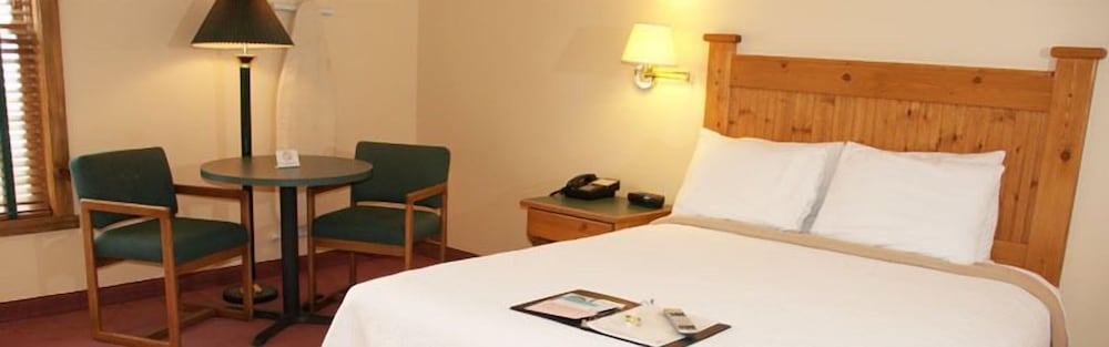 Elkhorn Mountain Inn - photo 11