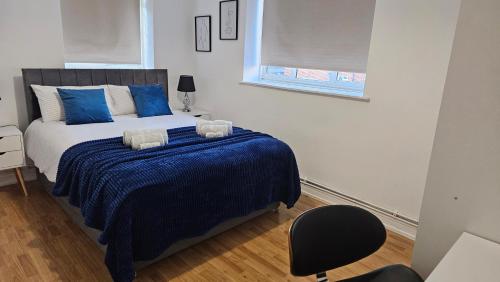 Spacious Two Bedroom Apartment in Battersea Free Parking — 4-Star Luxury Hotel in London, United Kingdom