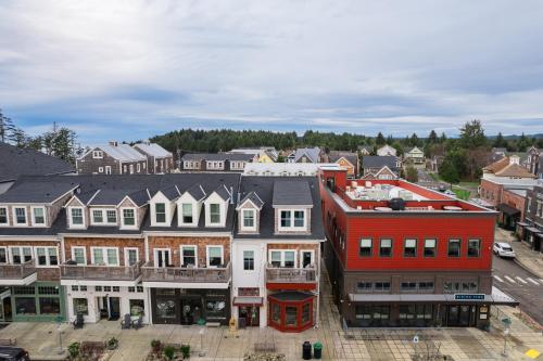 Island Girl by Seabrook Hospitality in Huntington Beach, United States